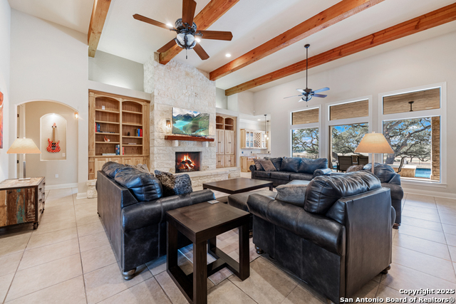 Image 12 of 68 For 415 Redland