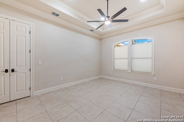 Image 36 of 68 For 415 Redland