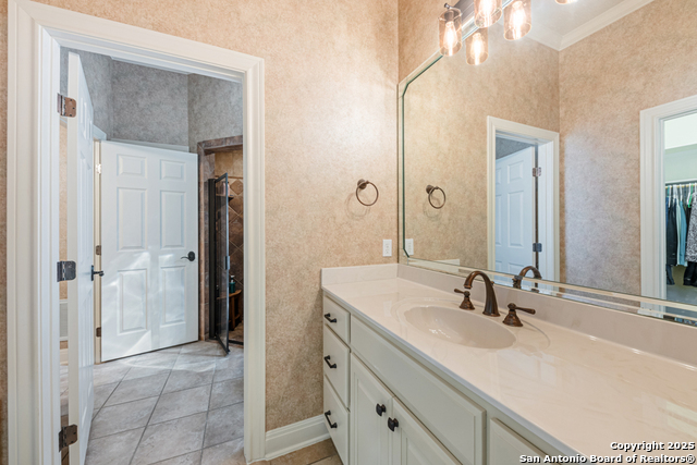 Image 42 of 68 For 415 Redland