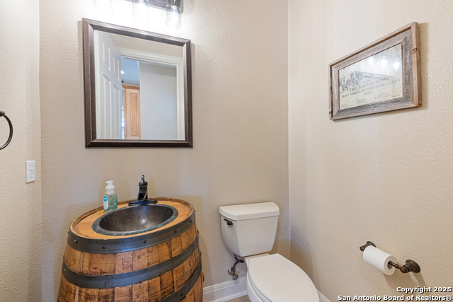 Image 45 of 68 For 415 Redland