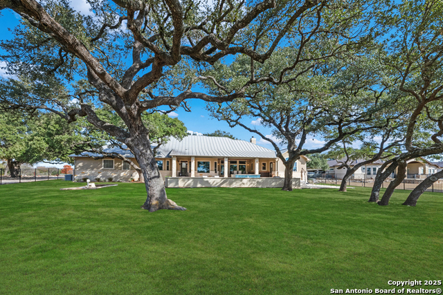 Image 55 of 68 For 415 Redland