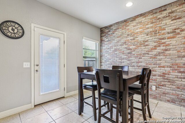 Image 16 of 46 For 724 Morgan  