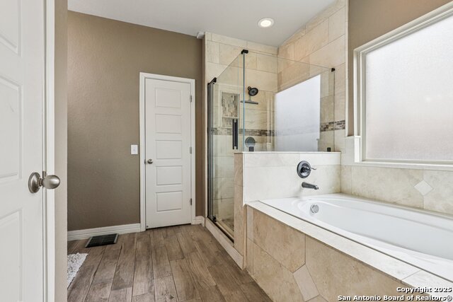 Image 28 of 46 For 724 Morgan  