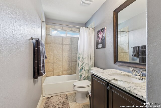 Image 33 of 46 For 724 Morgan  