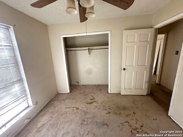 Listing photo id 14 for 28016 Windwood