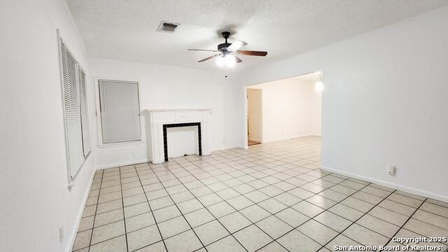 Image 3 of 14 For 2443 W Huisache Ave 1