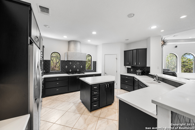 Image 15 of 60 For 23204 Fossil Peak