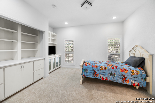 Image 31 of 60 For 23204 Fossil Peak