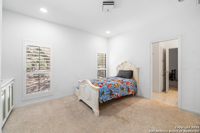 Image 32 of 60 For 23204 Fossil Peak