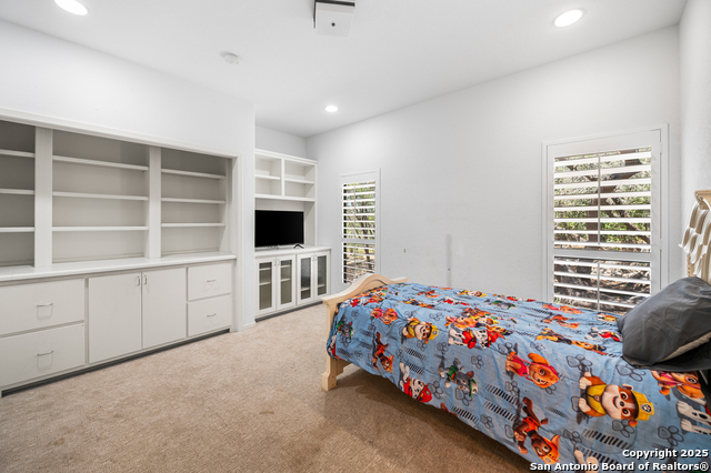 Image 34 of 60 For 23204 Fossil Peak