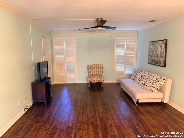 Image 13 of 28 For 8415 Fredericksburg 401