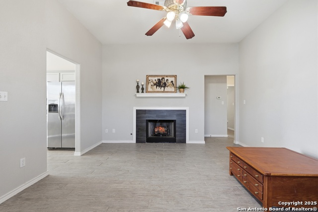 Listing photo id 10 for 1800 Pearce Court