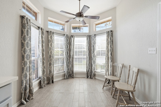 Listing photo id 16 for 1800 Pearce Court