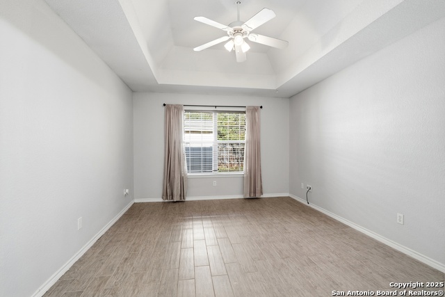 Listing photo id 19 for 1800 Pearce Court