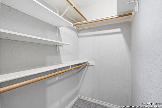 Listing photo id 23 for 1800 Pearce Court