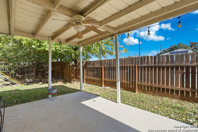 Listing photo id 27 for 1800 Pearce Court