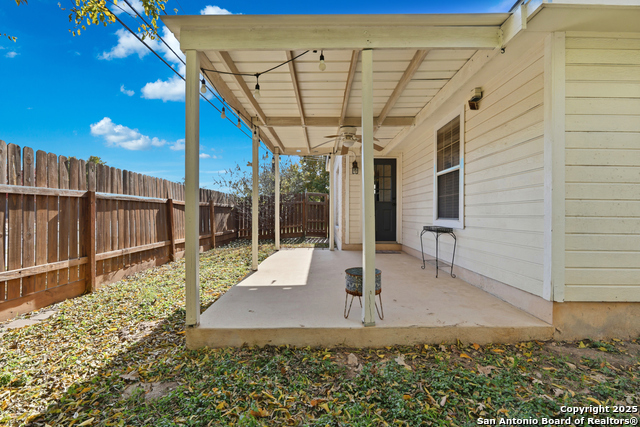 Listing photo id 28 for 1800 Pearce Court