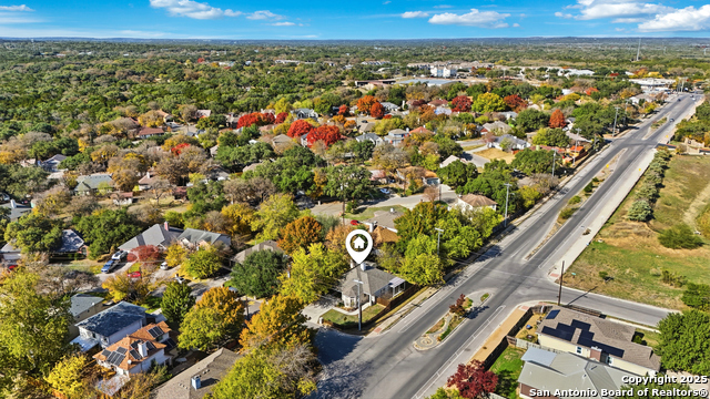 Listing photo id 39 for 1800 Pearce Court