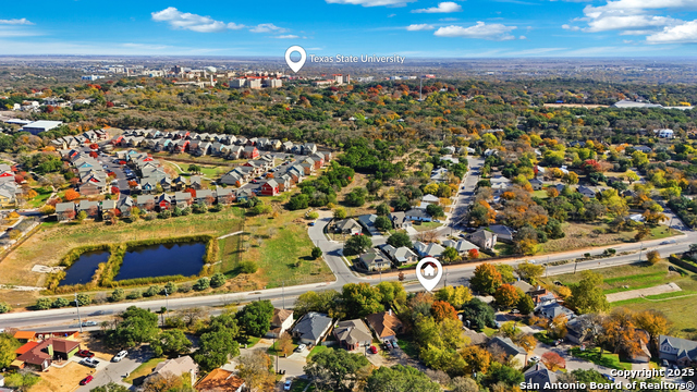 Listing photo id 41 for 1800 Pearce Court