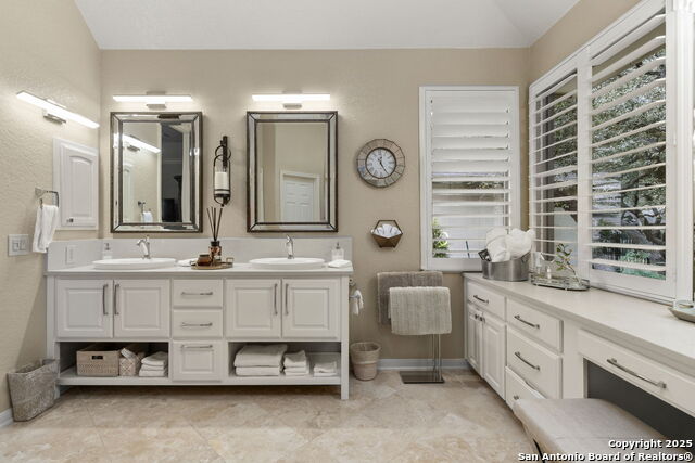 Image 23 of 47 For 95 Grassmarket