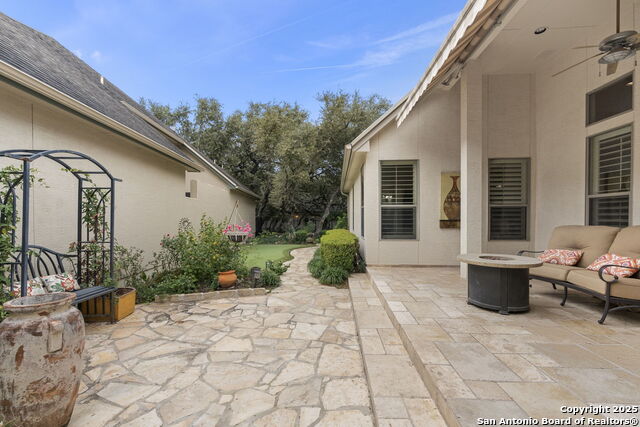 Image 34 of 47 For 95 Grassmarket