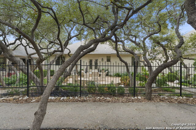 Image 44 of 47 For 95 Grassmarket