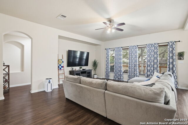 Image 14 of 50 For 4543 Lugo