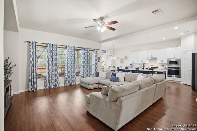 Image 17 of 50 For 4543 Lugo