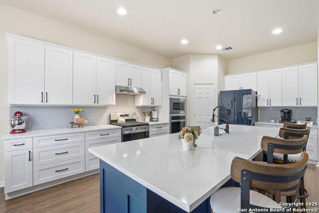 Image 19 of 50 For 4543 Lugo