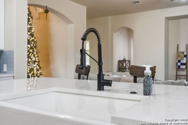 Image 23 of 50 For 4543 Lugo