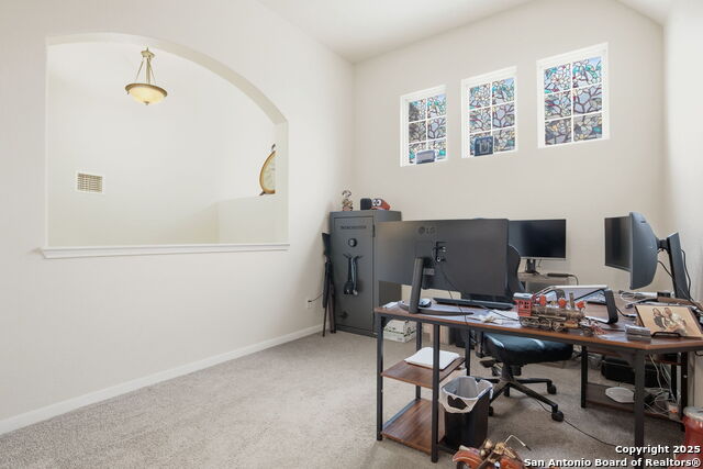 Image 36 of 50 For 4543 Lugo