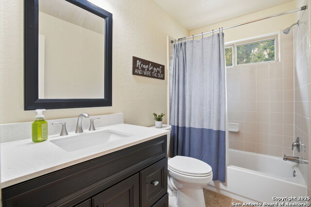 Image 44 of 50 For 4543 Lugo