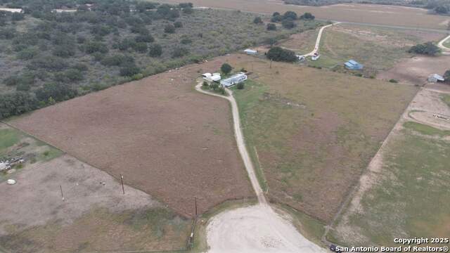 Details for 370 County Road 347, Hondo, TX 78861