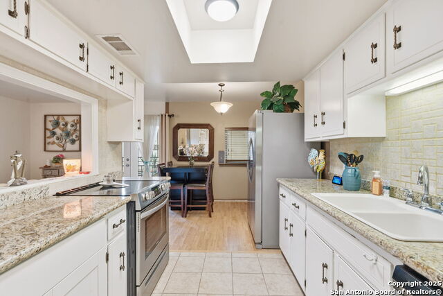 Image 11 of 27 For 11906 Persuasion  35