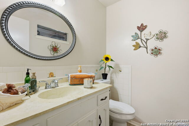 Image 12 of 27 For 11906 Persuasion  35