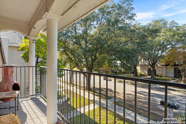 Image 18 of 27 For 11906 Persuasion  35