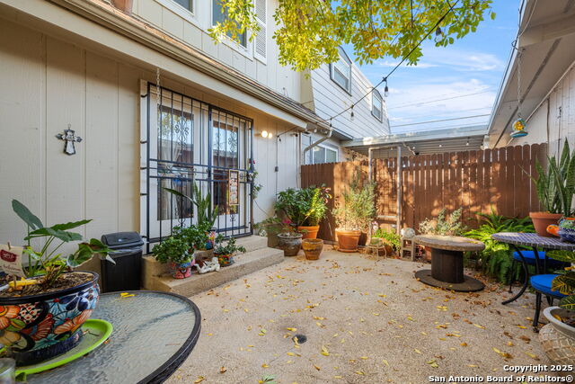 Image 26 of 27 For 11906 Persuasion  35