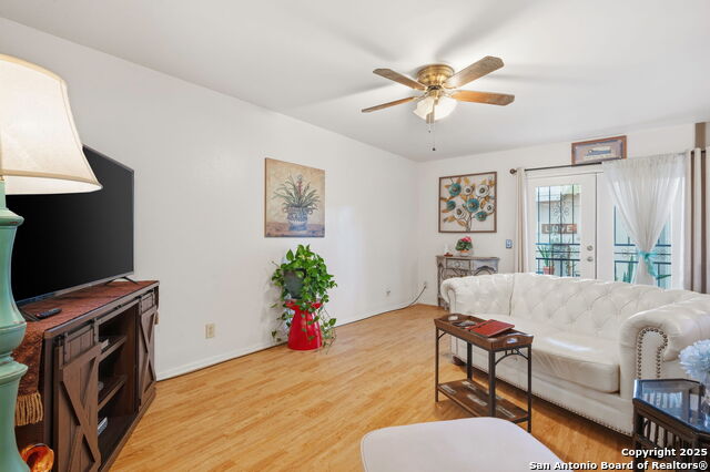 Image 6 of 27 For 11906 Persuasion  35