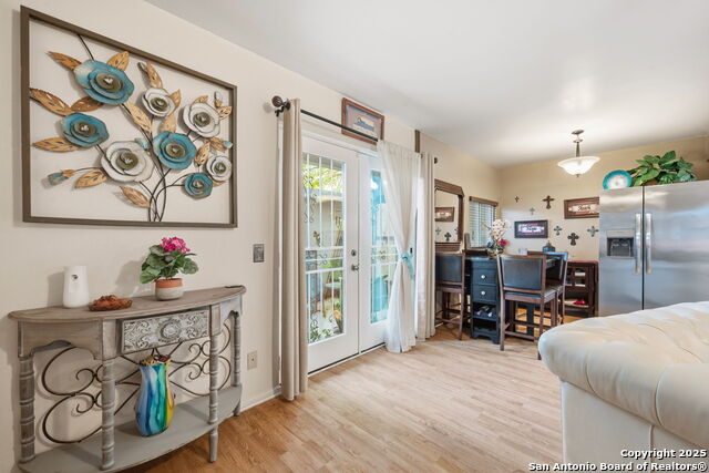 Image 8 of 27 For 11906 Persuasion  35