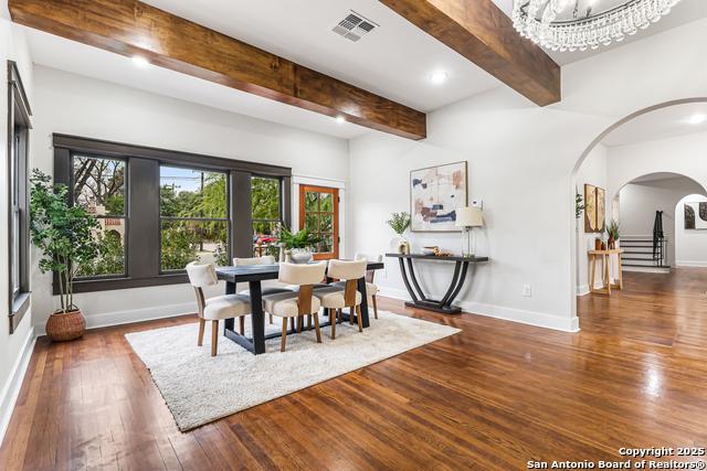 Image 9 of 55 For 339 Elsmere Pl W