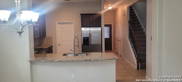 Image 5 of 20 For 225 Country Vale