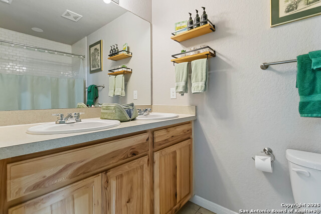 Image 21 of 30 For 673 Deer Run Pass