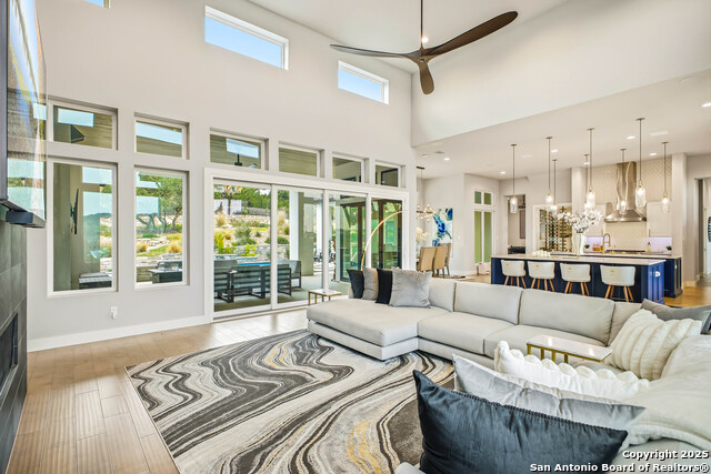 Listing photo id 19 for 23315 Ebner Rdg