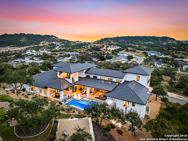 Listing photo id 2 for 23315 Ebner Rdg