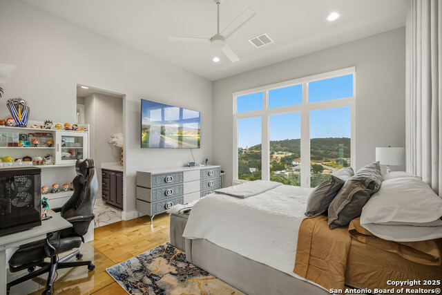 Listing photo id 52 for 23315 Ebner Rdg