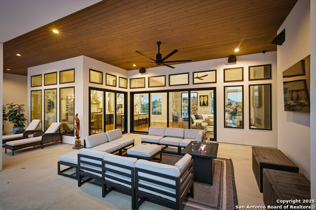 Listing photo id 73 for 23315 Ebner Rdg