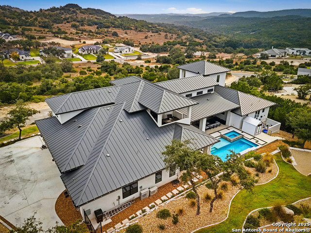 Listing photo id 97 for 23315 Ebner Rdg