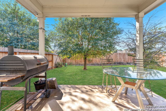 Image 32 of 39 For 11910 Dove Ranch