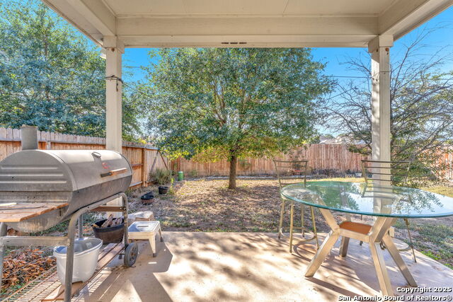 Image 33 of 39 For 11910 Dove Ranch