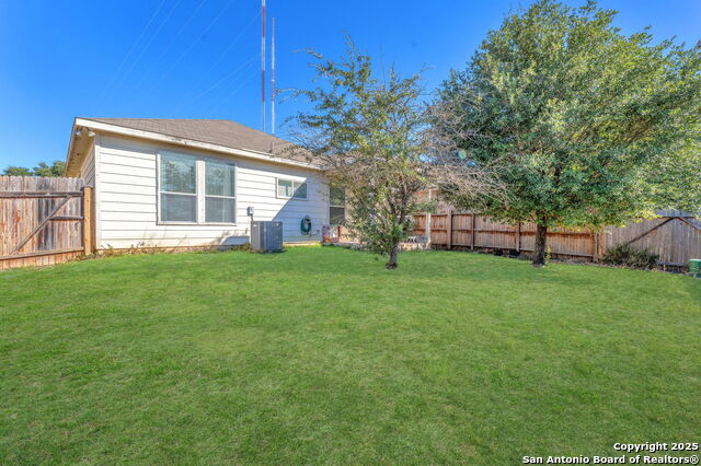 Image 36 of 39 For 11910 Dove Ranch